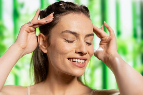 Natural Solutions for Dry Scalp and Flaky Skin