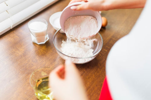 DIY Skincare: When to Use Powder Instead of Lotion