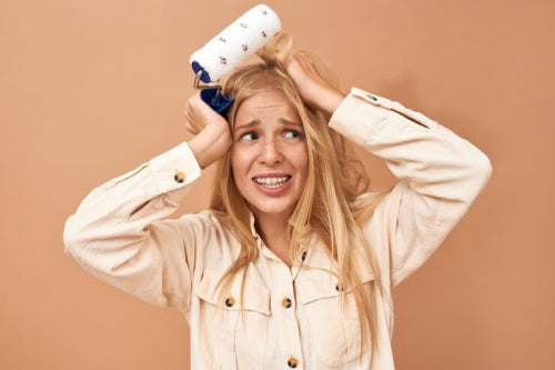 Why Dry Shampoo for Blonde and Dark Hair Needs Different Formulas