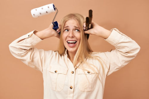 Naprim Blonde Dry Shampoo vs Dark Hair Dry Shampoo: Finding Your Shade Match