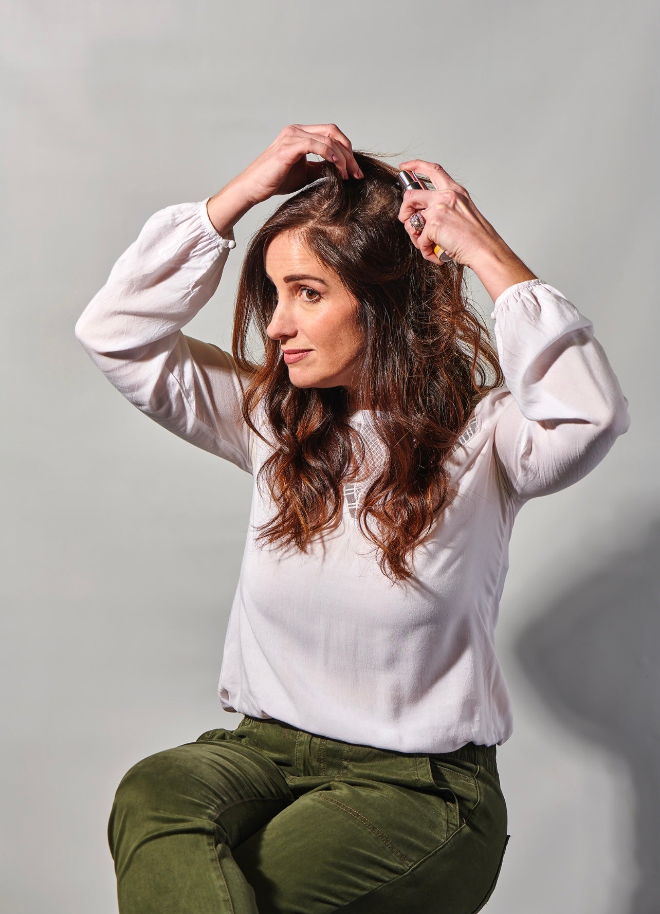 Refreshing Dry Shampoo for Dark Hair with SPF Protection - Talc-Free Non-Aerosol Pump